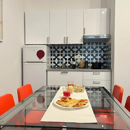 Igaribaldi Center Lejlighed Salerno